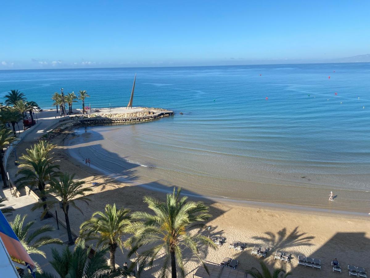 Appartement Spacieux, Front De Mer, Vue Splendide 萨洛 外观 照片
